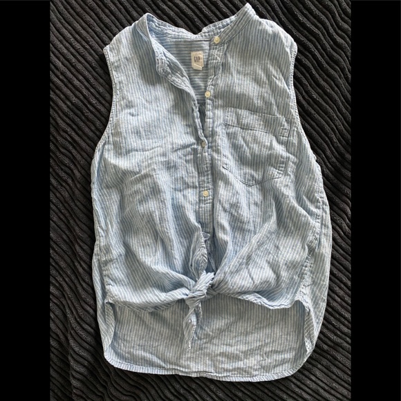 GAP chambray tank - Picture 2 of 2